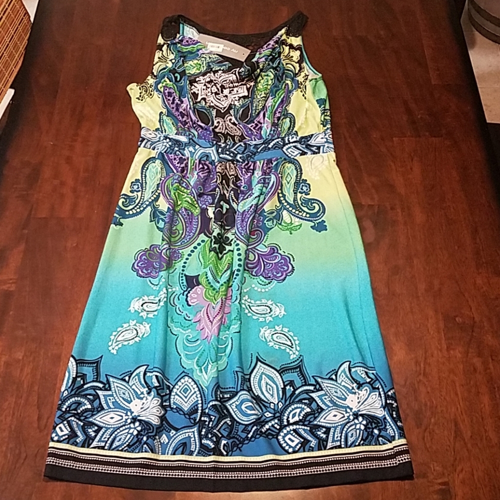Knee length sleeveless dress